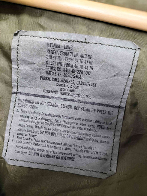 ユーエスアーミー U.S. ARMY 90S COLD WEATHER CAMOFLAGE ECWCS GEN1 コールドウェザー ウッドランドカモ 迷彩柄 ミリタリー マウンテン パーカー ジャケット 1996年製 メンズ  MEDIUM-LONG